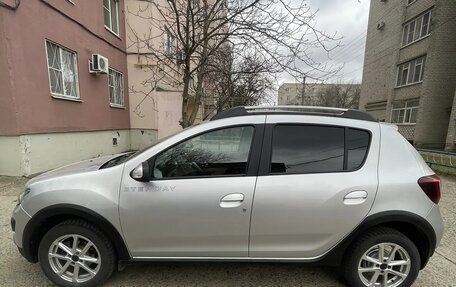 Renault Sandero II рестайлинг, 2015 год, 950 000 рублей, 1 фотография