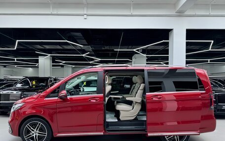 Mercedes-Benz V-Класс, 2024 год, 12 690 000 рублей, 16 фотография