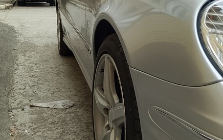 Mercedes-Benz E-Класс, 2004 год, 1 600 000 рублей, 7 фотография