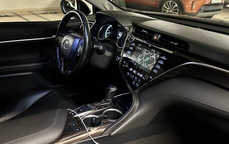 Toyota Camry, 2019 год, 2 720 000 рублей, 5 фотография