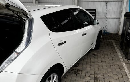 Nissan Leaf I, 2013 год, 1 250 000 рублей, 13 фотография