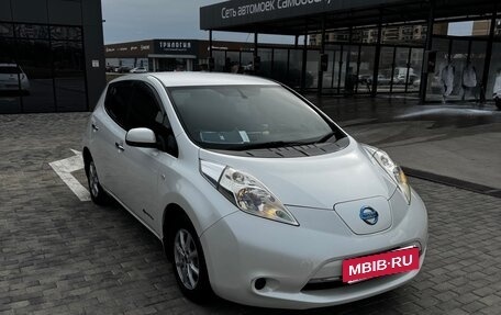 Nissan Leaf I, 2013 год, 1 250 000 рублей, 7 фотография