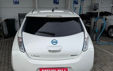 Nissan Leaf I, 2013 год, 1 250 000 рублей, 11 фотография