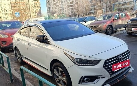 Hyundai Solaris II рестайлинг, 2017 год, 1 150 000 рублей, 4 фотография