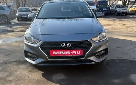 Hyundai Solaris II рестайлинг, 2019 год, 1 450 000 рублей, 2 фотография