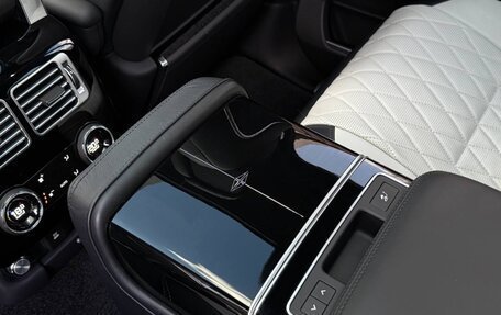 Land Rover Range Rover IV рестайлинг, 2019 год, 8 700 000 рублей, 25 фотография