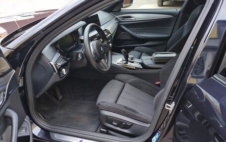 BMW 5 серия, 2018 год, 3 700 000 рублей, 32 фотография