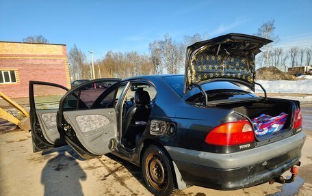 Toyota Avensis III рестайлинг, 1999 год, 320 000 рублей, 4 фотография