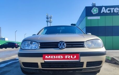 Volkswagen Golf IV, 2002 год, 400 000 рублей, 3 фотография