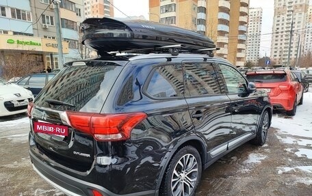 Mitsubishi Outlander III рестайлинг 3, 2017 год, 1 850 000 рублей, 3 фотография