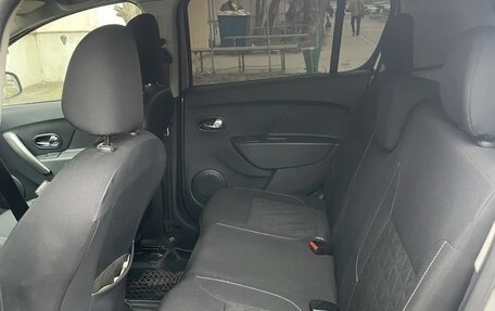 Renault Sandero II рестайлинг, 2015 год, 950 000 рублей, 11 фотография