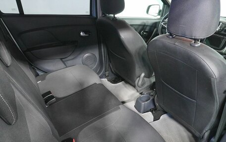 Renault Logan II, 2022 год, 1 320 000 рублей, 11 фотография