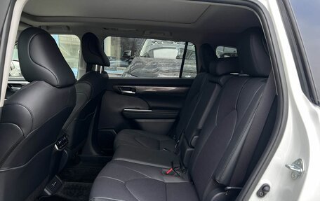 Toyota Highlander, 2026 год, 6 990 000 рублей, 8 фотография