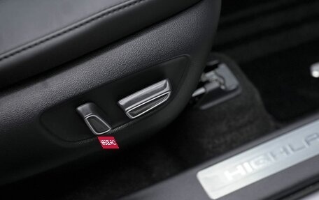 Toyota Highlander, 2026 год, 6 990 000 рублей, 31 фотография