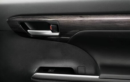 Toyota Highlander, 2026 год, 6 990 000 рублей, 29 фотография