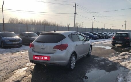Opel Astra J, 2011 год, 617 000 рублей, 2 фотография