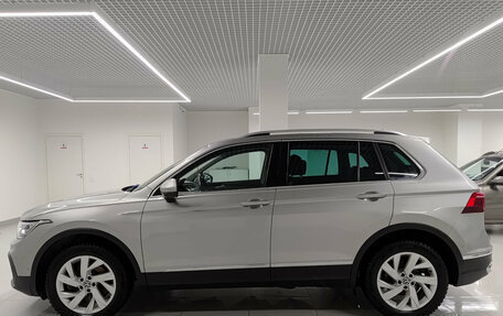 Volkswagen Tiguan II, 2021 год, 3 150 000 рублей, 10 фотография