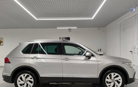 Volkswagen Tiguan II, 2021 год, 3 150 000 рублей, 5 фотография