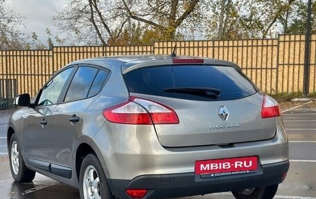 Renault Megane III, 2012 год, 700 000 рублей, 4 фотография