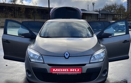 Renault Megane III, 2012 год, 700 000 рублей, 6 фотография