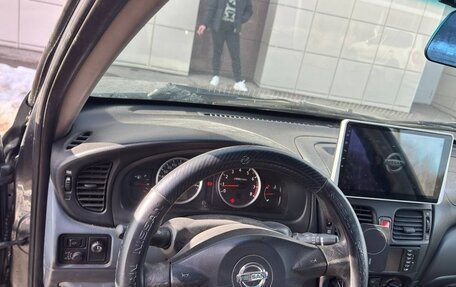 Nissan Almera, 2004 год, 240 000 рублей, 2 фотография