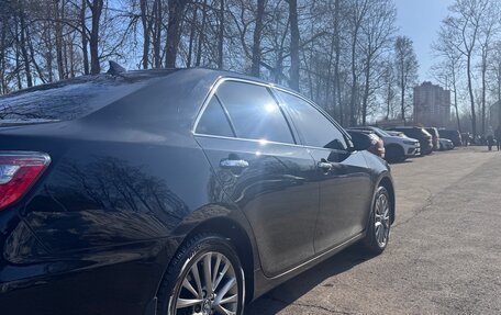 Toyota Camry, 2017 год, 1 760 000 рублей, 4 фотография