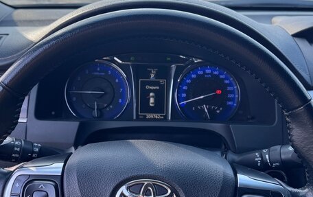 Toyota Camry, 2017 год, 1 760 000 рублей, 14 фотография