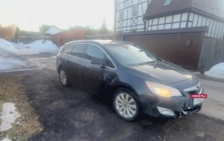 Opel Astra J, 2011 год, 550 000 рублей, 7 фотография