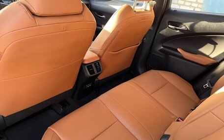 Lexus UX I, 2021 год, 3 200 000 рублей, 8 фотография