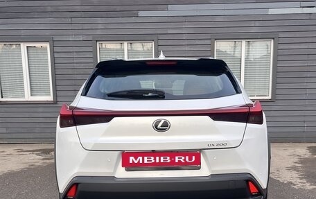 Lexus UX I, 2021 год, 3 200 000 рублей, 4 фотография