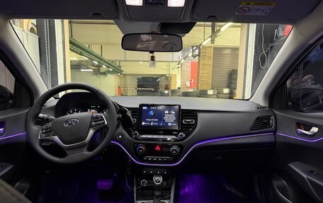 Hyundai Solaris II рестайлинг, 2021 год, 1 949 000 рублей, 12 фотография