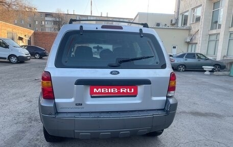 Ford Maverick, 2004 год, 550 000 рублей, 3 фотография