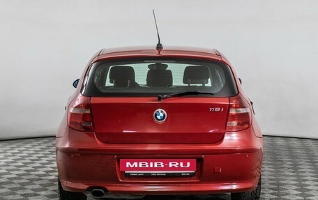 BMW 1 серия, 2010 год, 635 000 рублей, 6 фотография