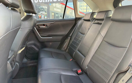 Toyota RAV4, 2019 год, 3 100 000 рублей, 20 фотография