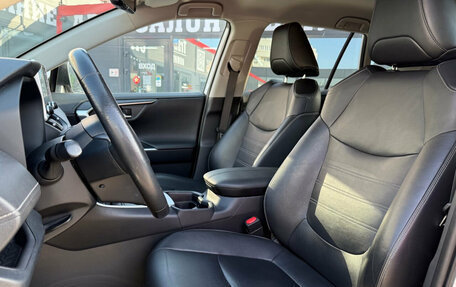 Toyota RAV4, 2019 год, 3 100 000 рублей, 22 фотография