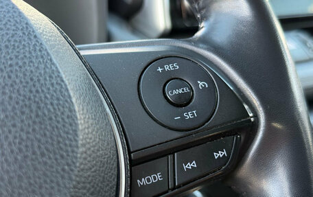 Toyota RAV4, 2019 год, 3 100 000 рублей, 24 фотография