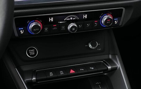 Audi Q3, 2025 год, 4 890 000 рублей, 26 фотография