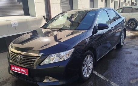 Toyota Camry, 2014 год, 1 695 000 рублей, 1 фотография