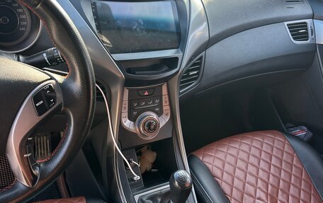 Hyundai Elantra V, 2013 год, 1 150 000 рублей, 16 фотография