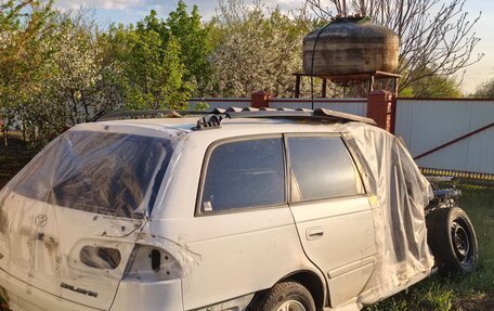 Toyota Caldina, 1998 год, 550 000 рублей, 9 фотография