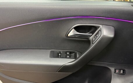 Volkswagen Polo VI (EU Market), 2015 год, 900 000 рублей, 14 фотография