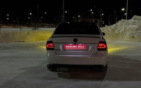 Volkswagen Polo VI (EU Market), 2015 год, 900 000 рублей, 8 фотография