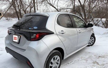 Toyota Yaris, 2020 год, 1 300 000 рублей, 5 фотография