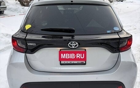 Toyota Yaris, 2020 год, 1 300 000 рублей, 4 фотография