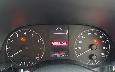 Toyota Yaris, 2020 год, 1 300 000 рублей, 6 фотография