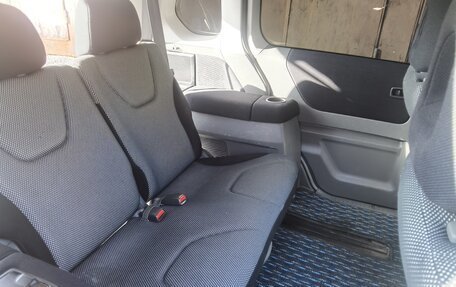 Mitsubishi RVR III рестайлинг, 2001 год, 370 000 рублей, 14 фотография