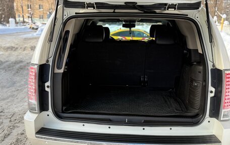 Chevrolet Tahoe III, 2011 год, 1 730 000 рублей, 8 фотография