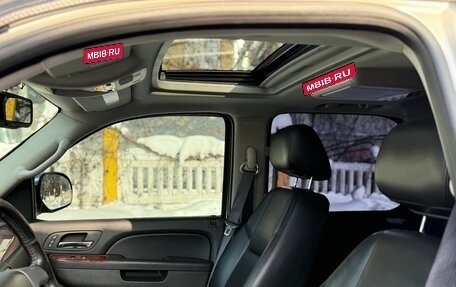 Chevrolet Tahoe III, 2011 год, 1 730 000 рублей, 16 фотография