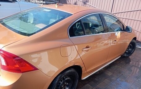 Volvo S60 III, 2012 год, 1 190 000 рублей, 2 фотография