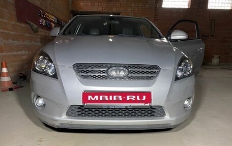 KIA cee'd I рестайлинг, 2008 год, 750 000 рублей, 12 фотография